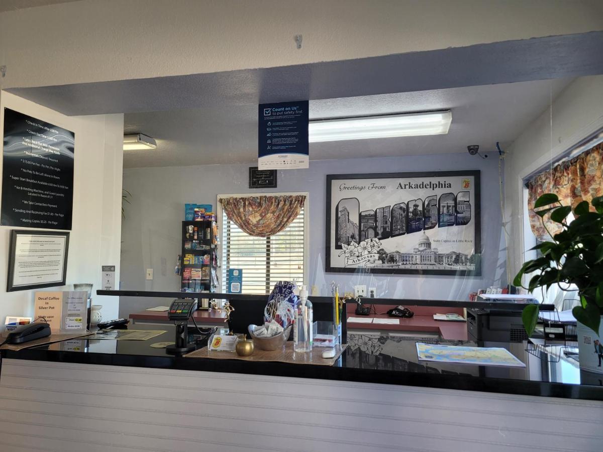 Super 8 By Wyndham Arkadelphia Caddo Valley Area מראה חיצוני תמונה