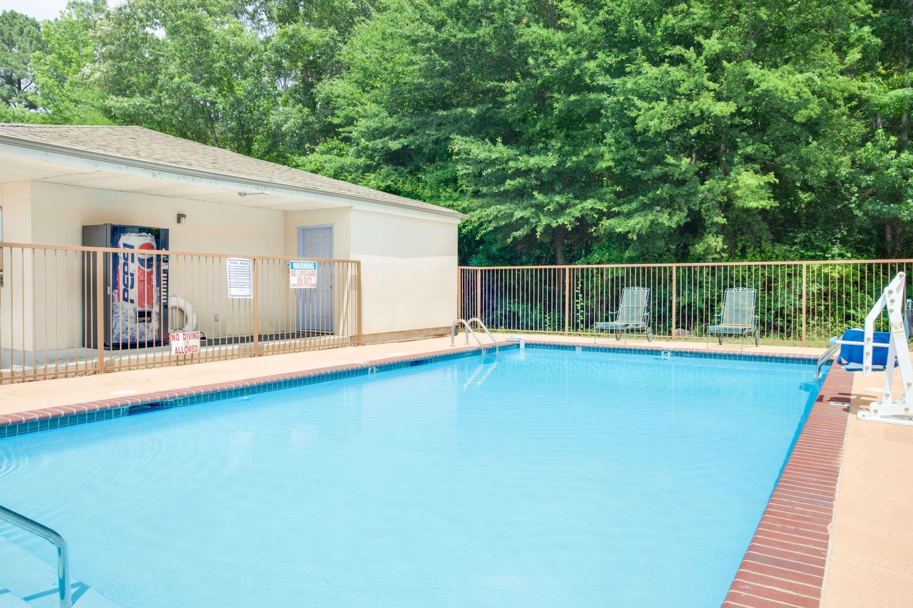 Super 8 By Wyndham Arkadelphia Caddo Valley Area מראה חיצוני תמונה