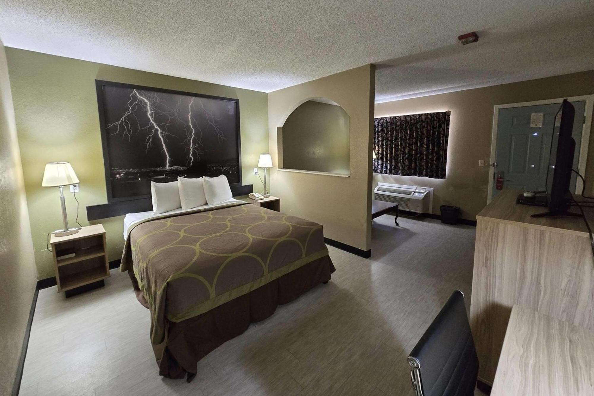 Super 8 By Wyndham Arkadelphia Caddo Valley Area מראה חיצוני תמונה